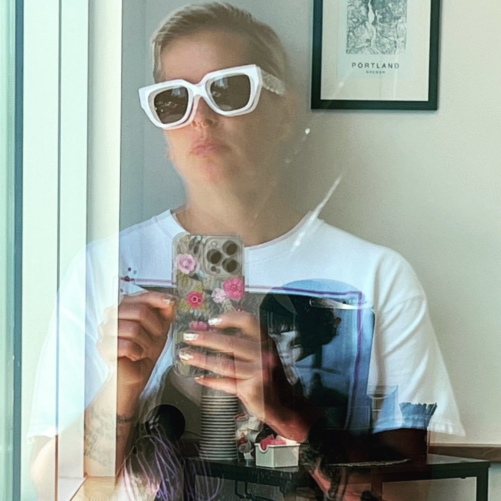 Meet your Posher, Andrea